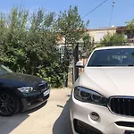 Vogli's House & Durrës