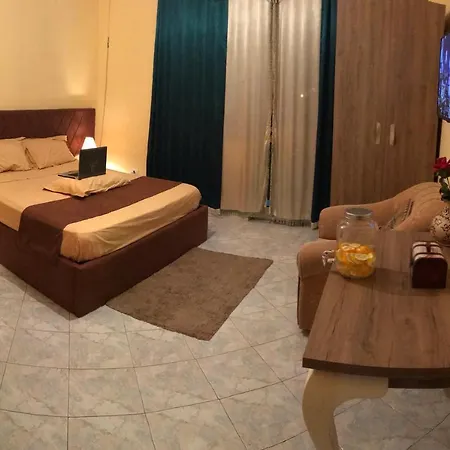 Vogli's House &