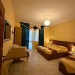 Vogli's House & 3* Durrës