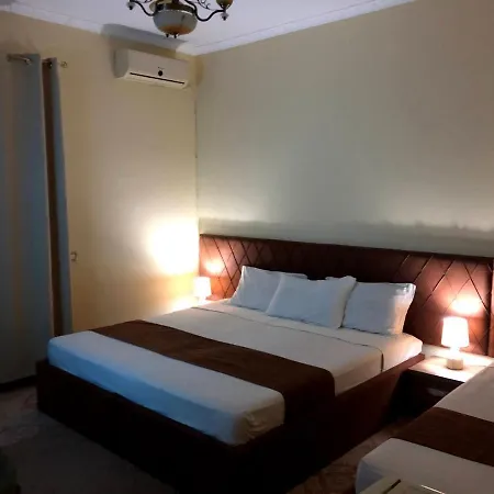 Vogli's House & Guest house Durres