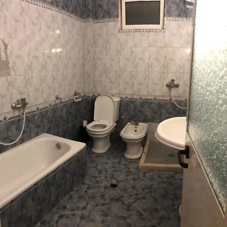 Vogli's House & 3*