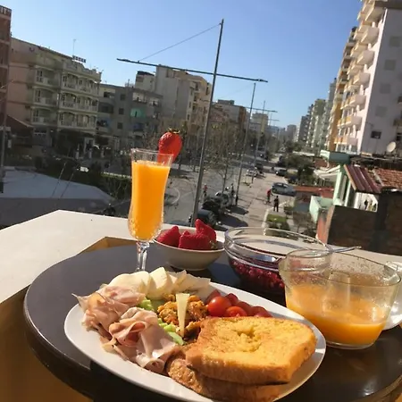 Pensión Vogli's House & 3*